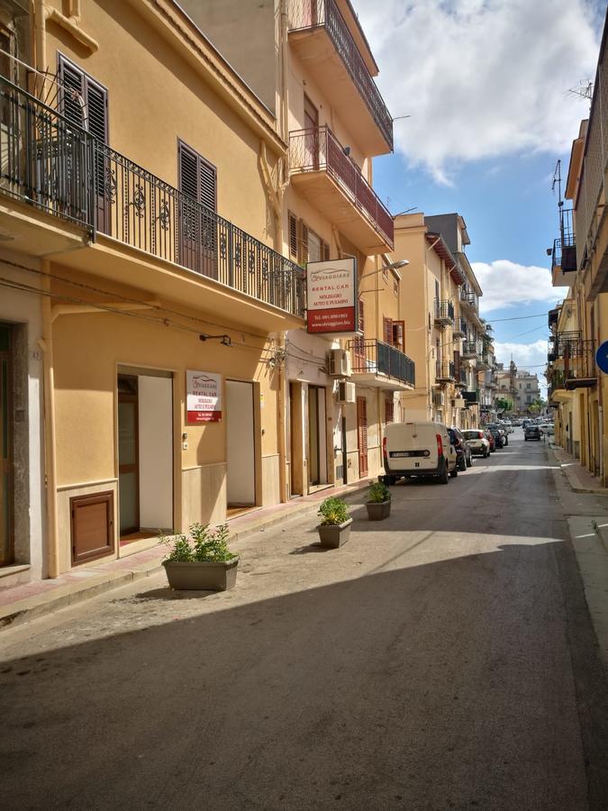 Si Viaggiare Apartments Partinico Exteriér fotografie